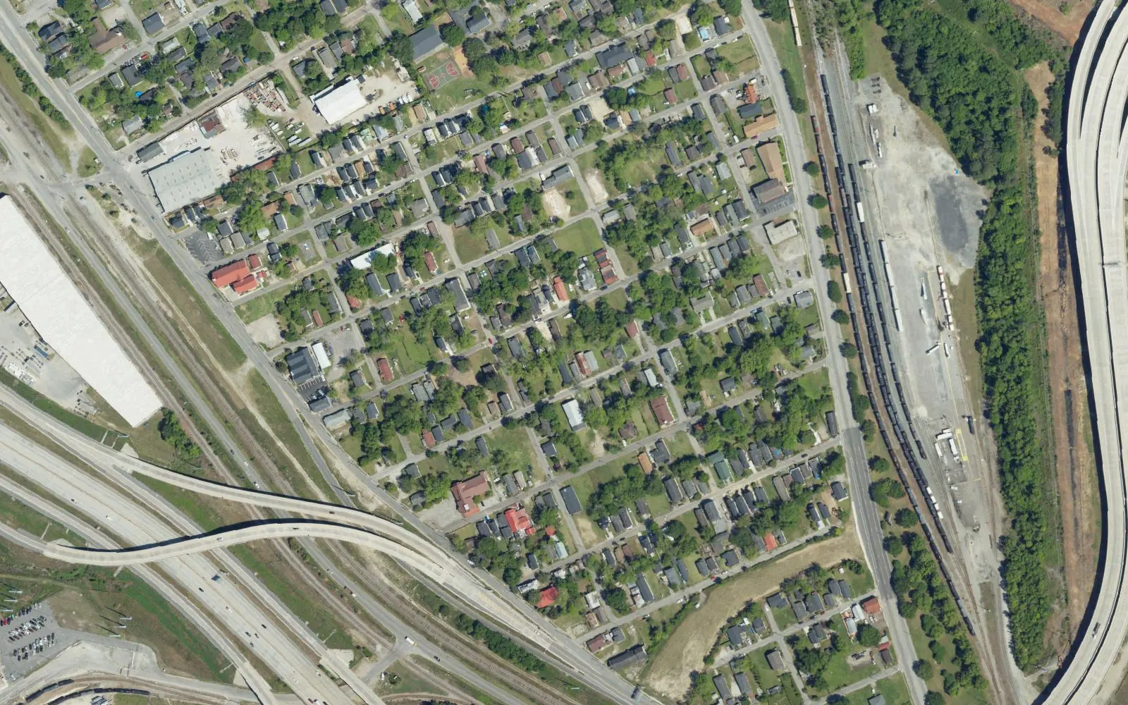 Aerial view of Union Heights in North Charleston, a grid of houses between Interstate 26 and the rail lines.