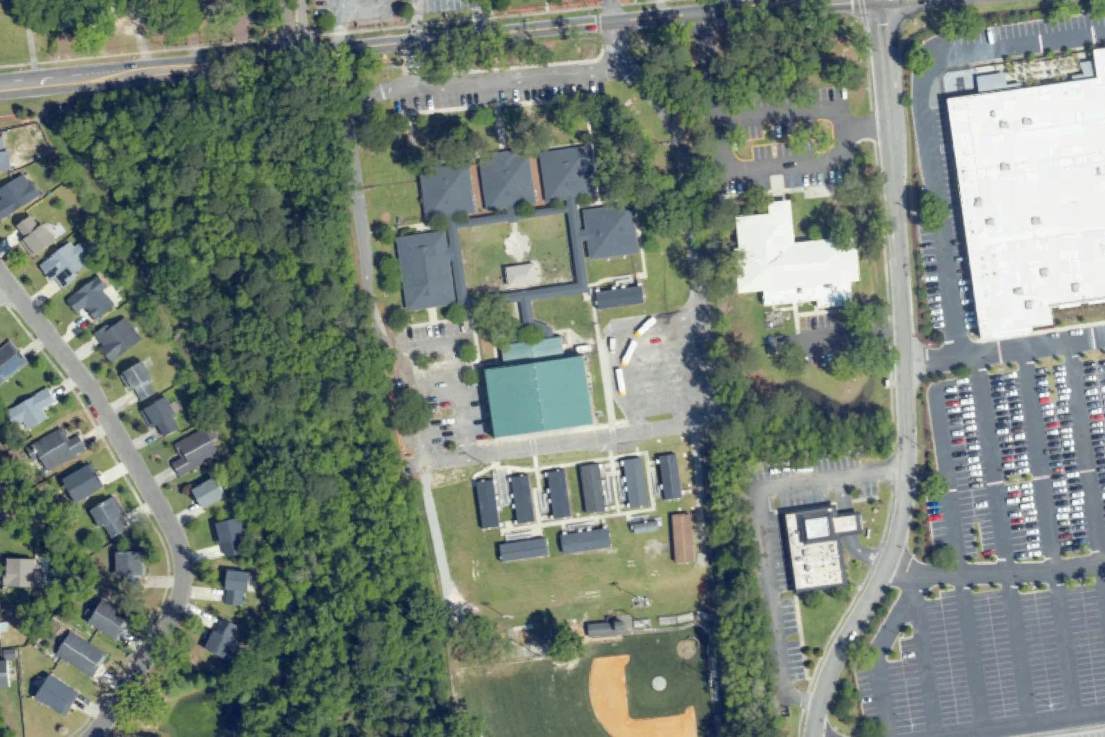 Deer Park Middle's campus on Otranto Road in North Charleston, seen from the air