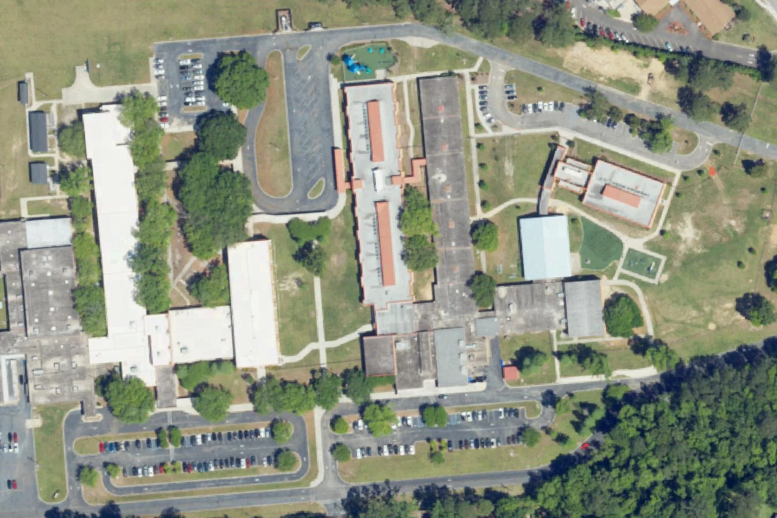 Pinehurst Elementary's campus on Northside Drive in North Charleston, seen from the air